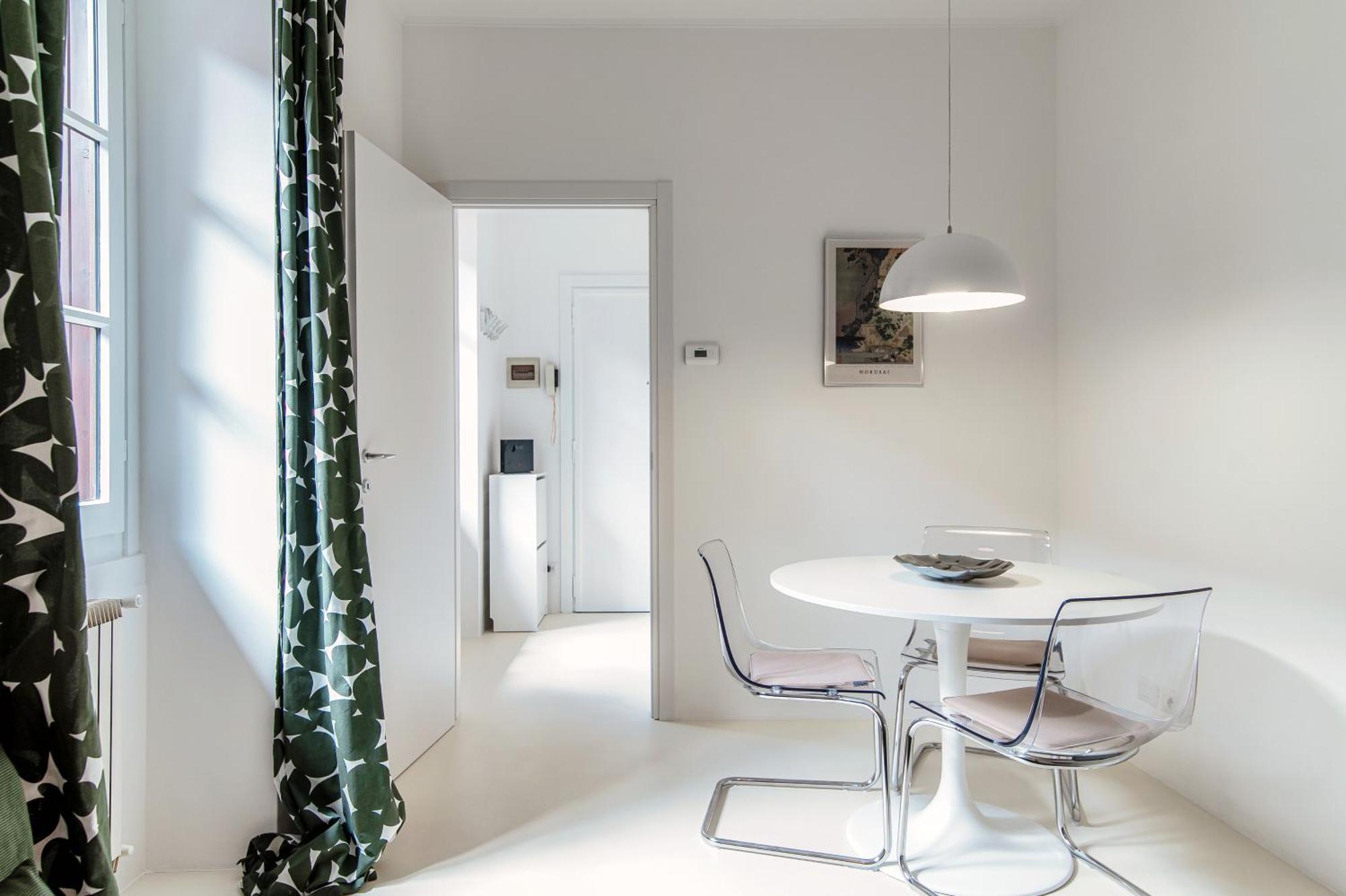 Giuliny Lovely Flat - The House Of Travelers Комо Экстерьер фото