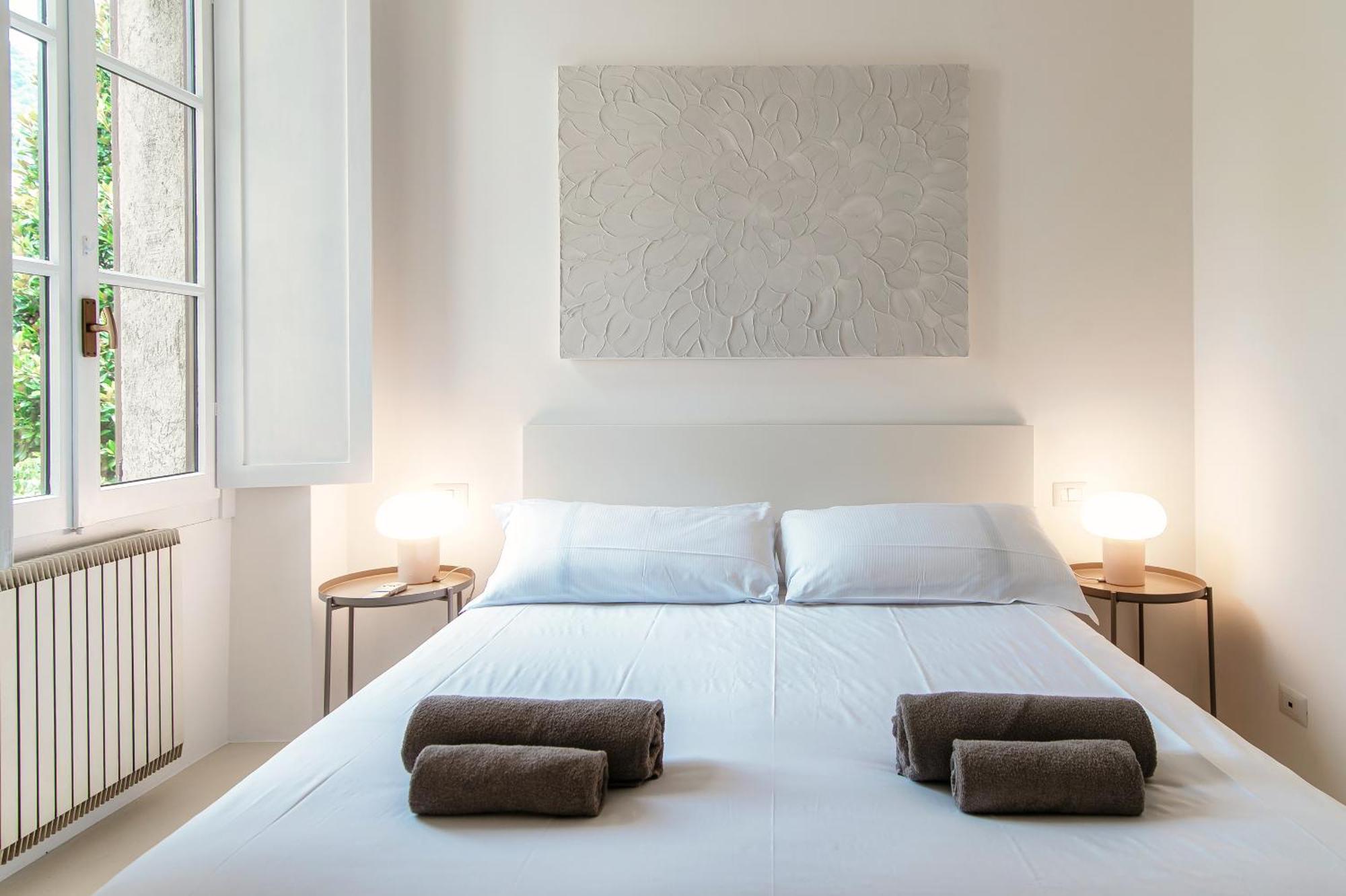 Giuliny Lovely Flat - The House Of Travelers Комо Экстерьер фото