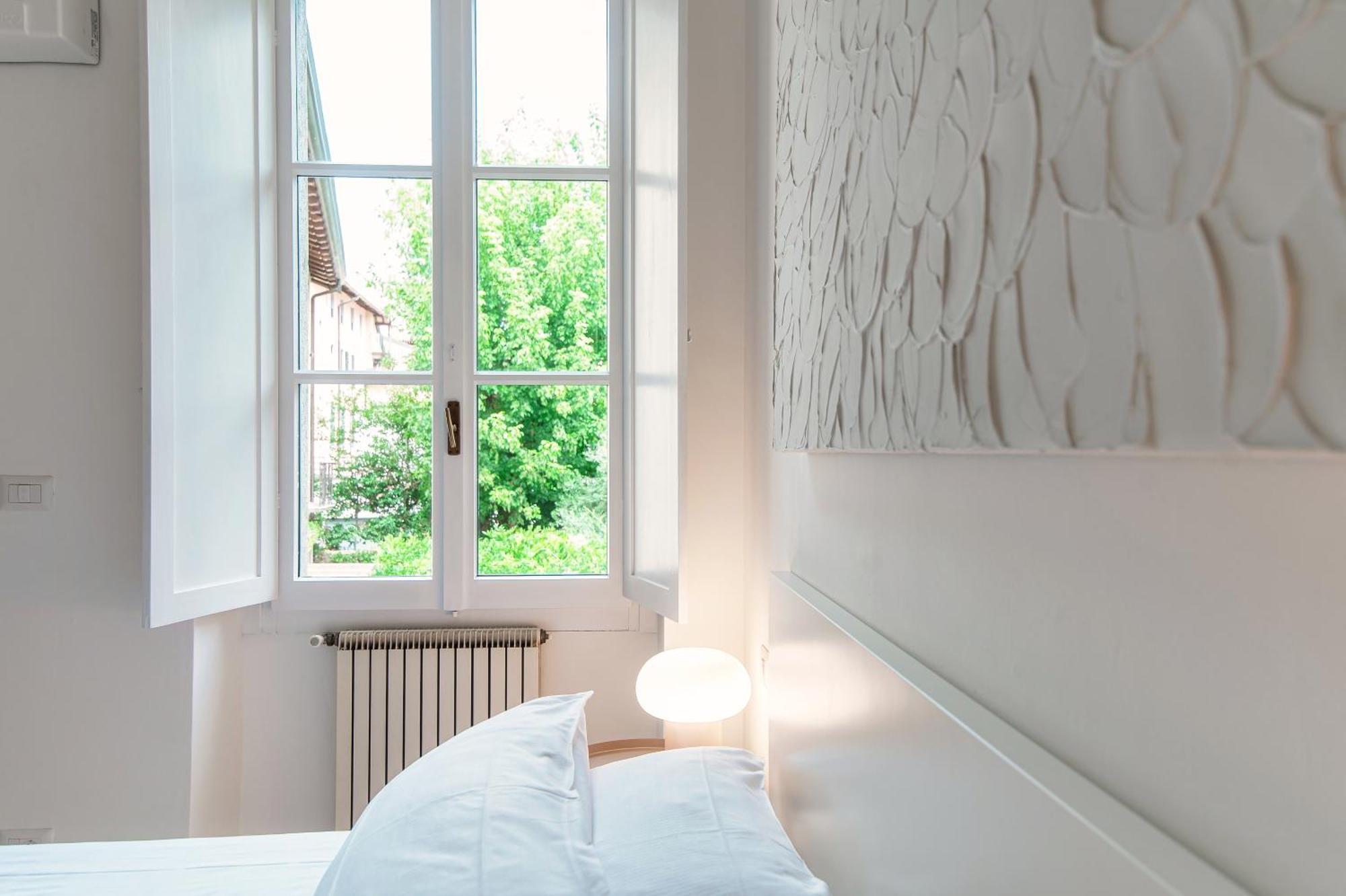 Giuliny Lovely Flat - The House Of Travelers Комо Экстерьер фото