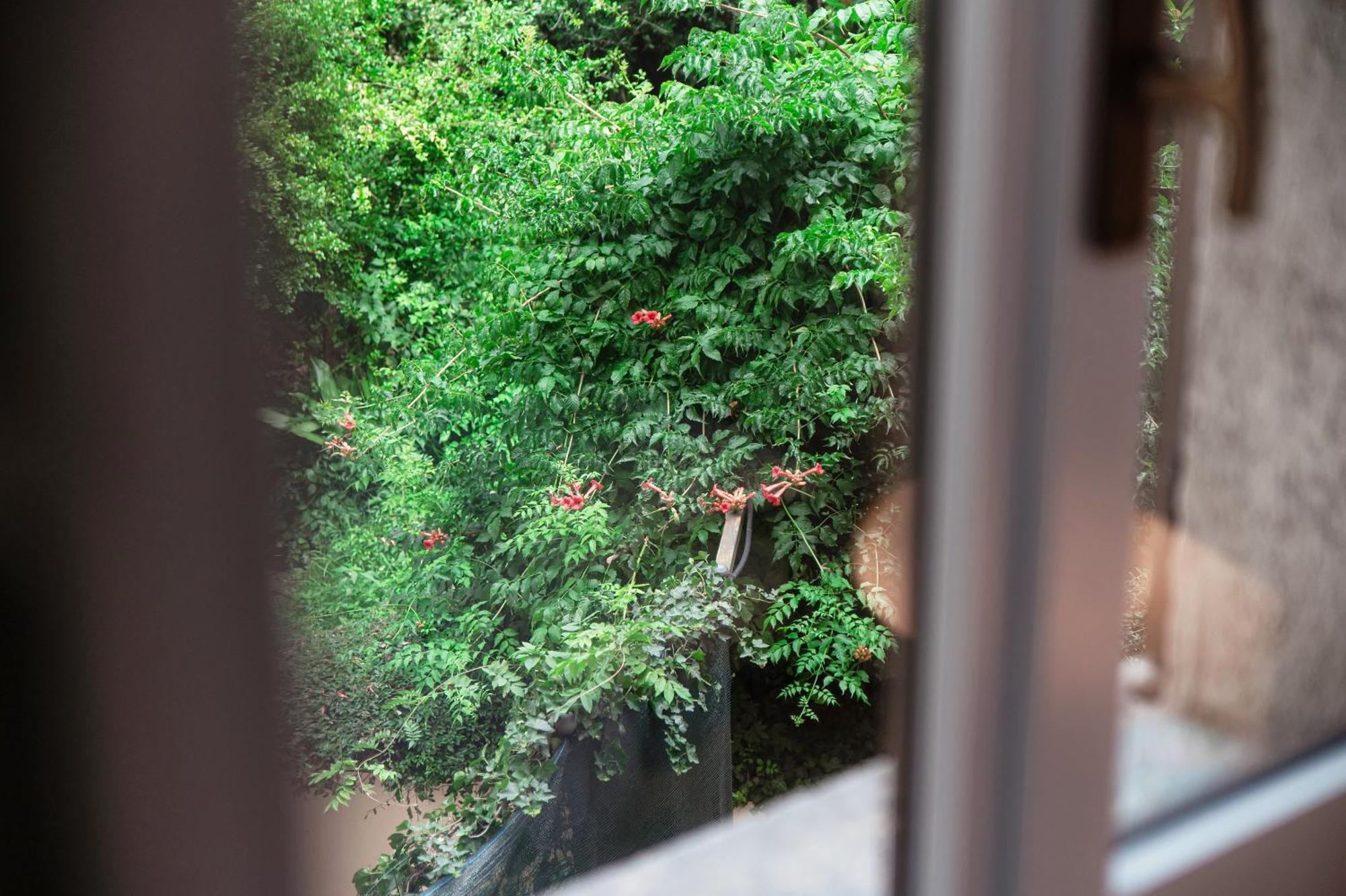 Giuliny Lovely Flat - The House Of Travelers Комо Экстерьер фото
